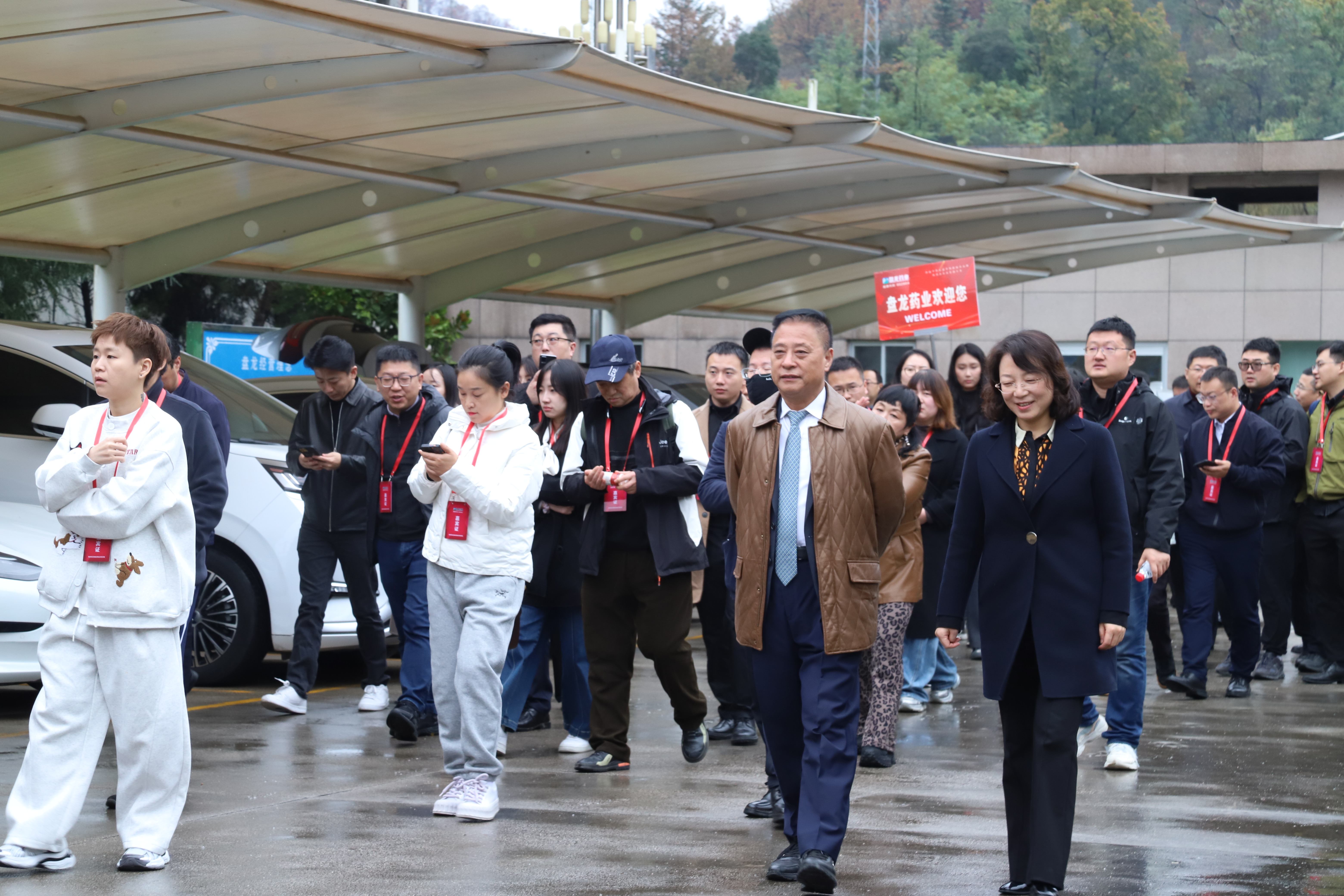 1764232473.jpg 7.jpg